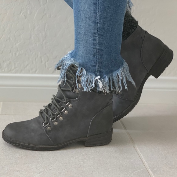 Cuffed Sweater Knit Lace Up Combat Moto Boots - Picture 6 of 8